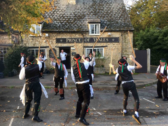 Holt Morris at The Prince of Wales, Shrivenham.